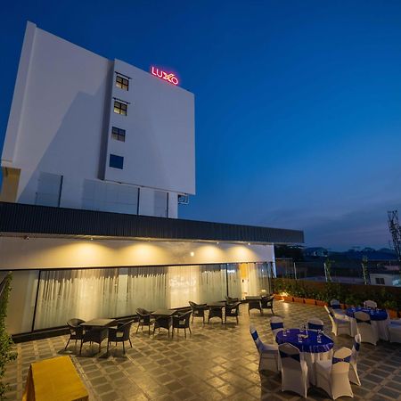Luxo Kochi Hotel ภายนอก รูปภาพ