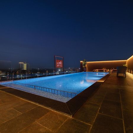 Luxo Kochi Hotel ภายนอก รูปภาพ