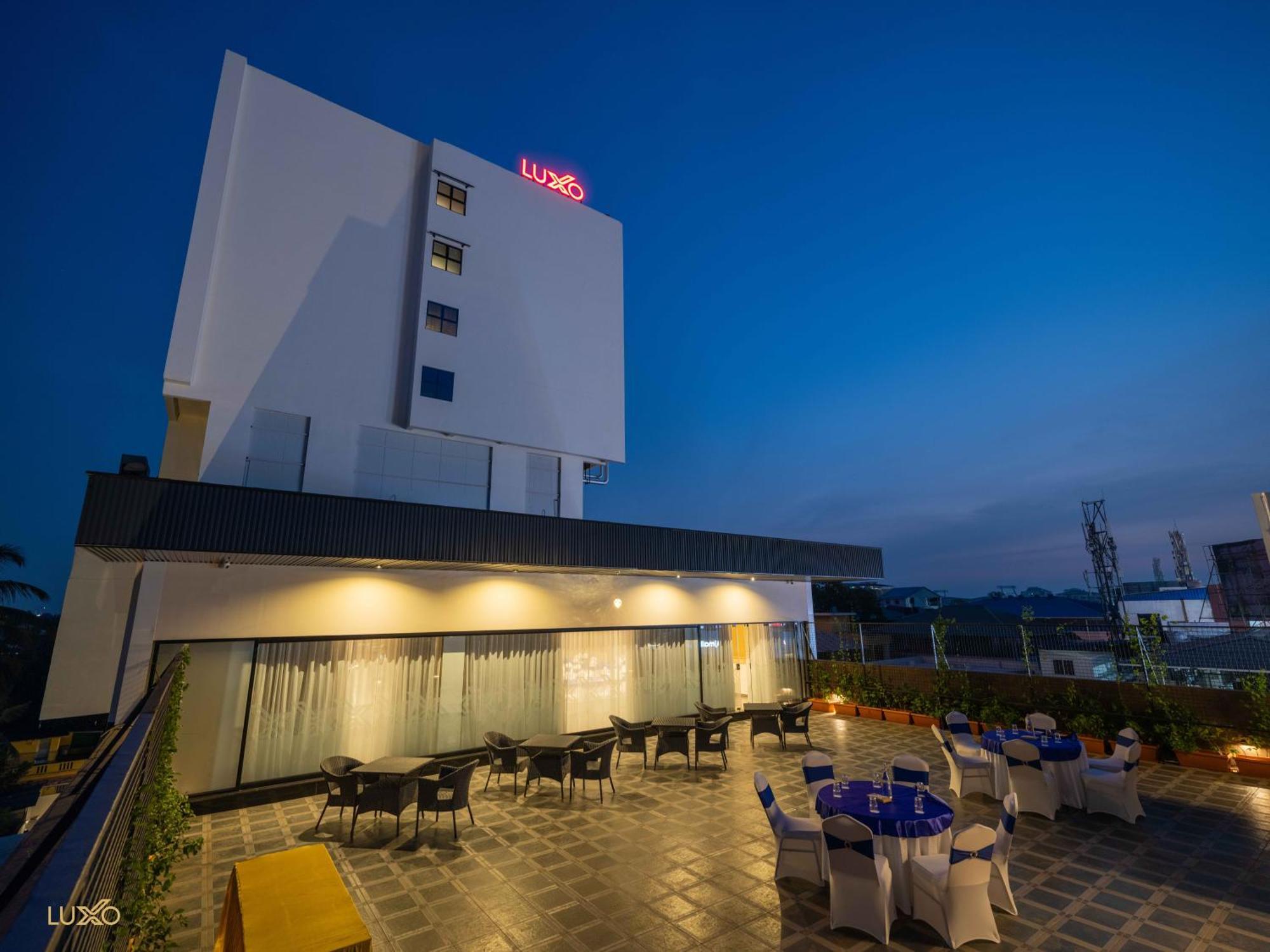 Luxo Kochi Hotel ภายนอก รูปภาพ