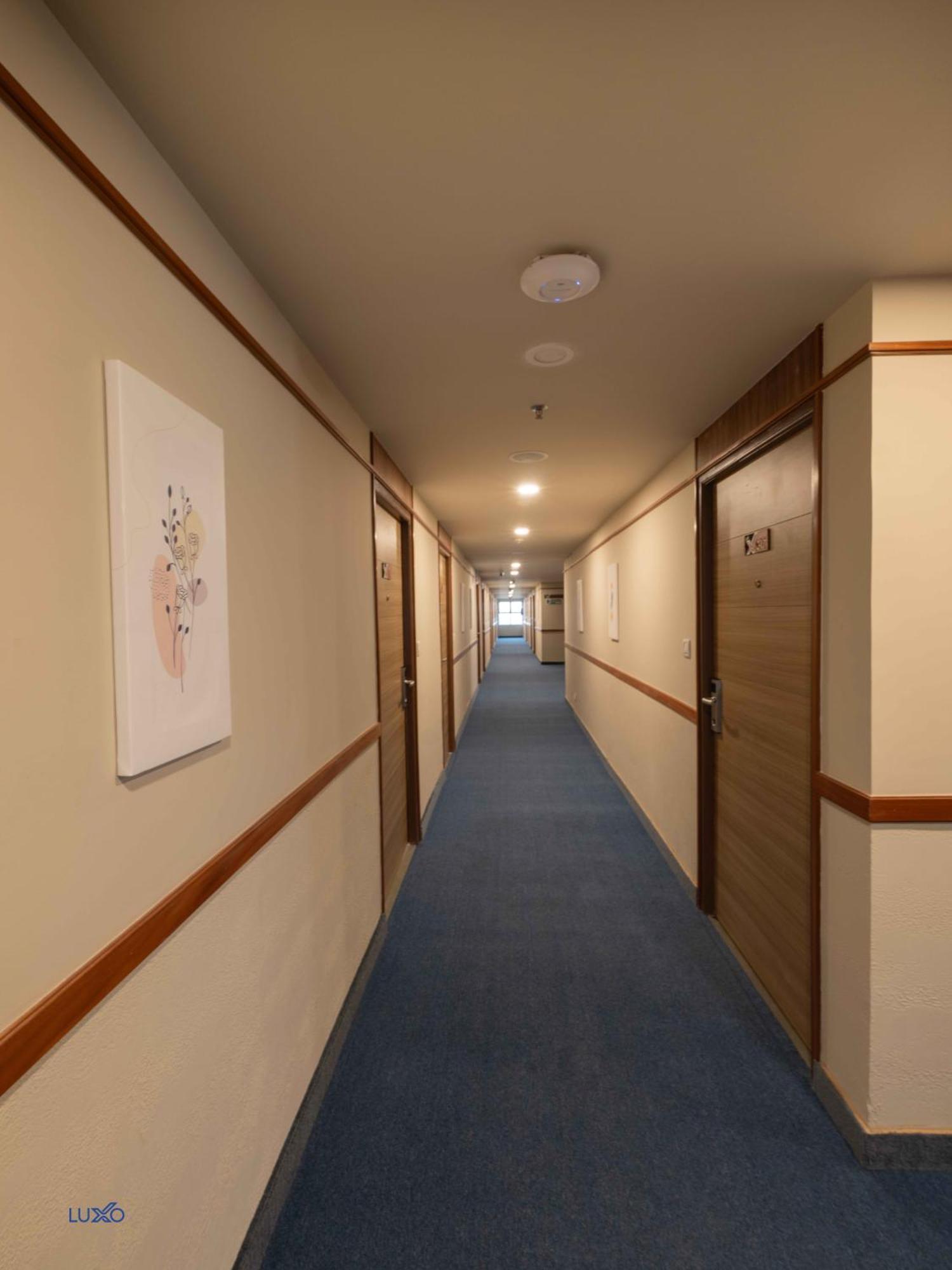 Luxo Kochi Hotel ภายนอก รูปภาพ