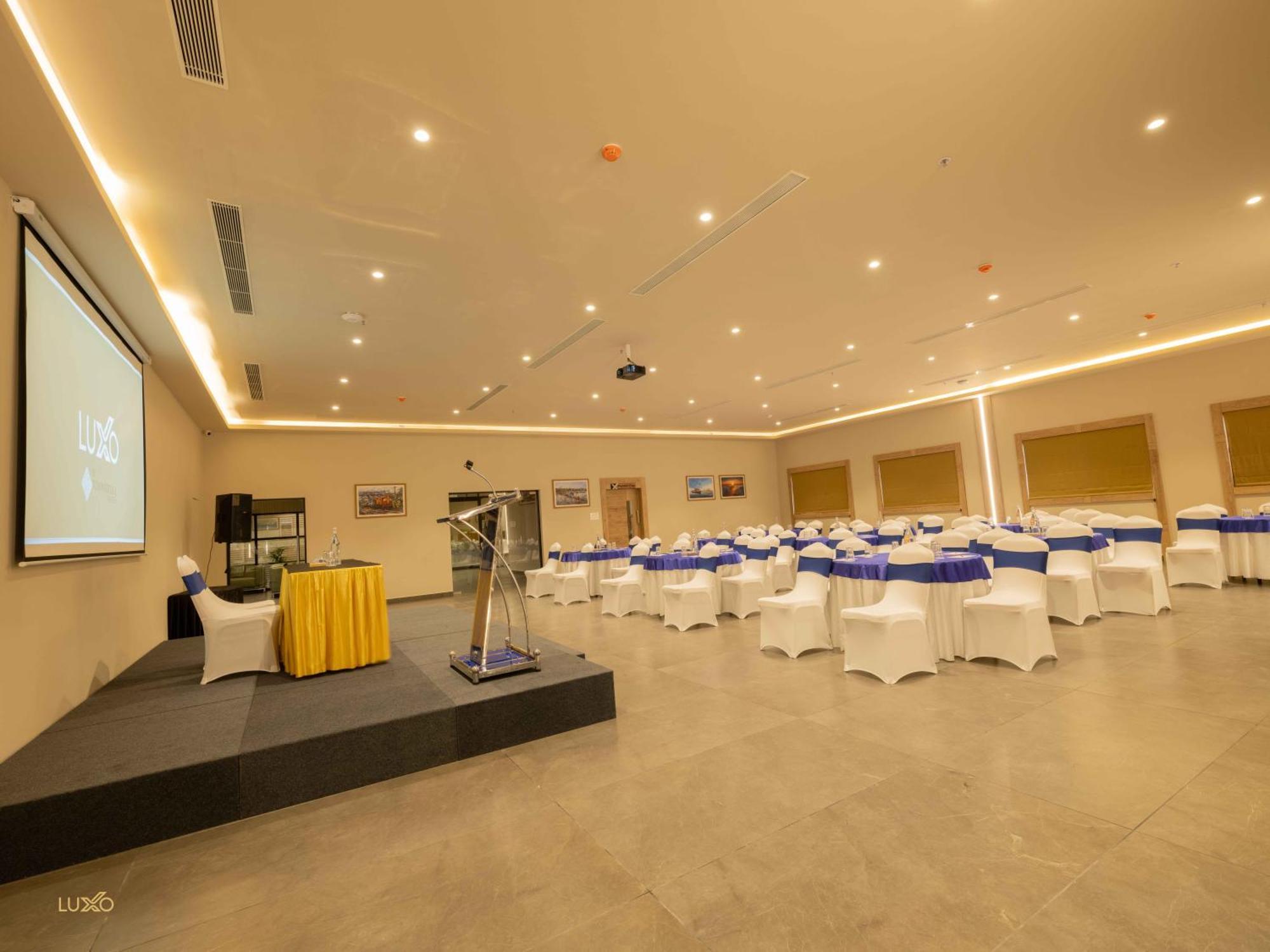 Luxo Kochi Hotel ภายนอก รูปภาพ